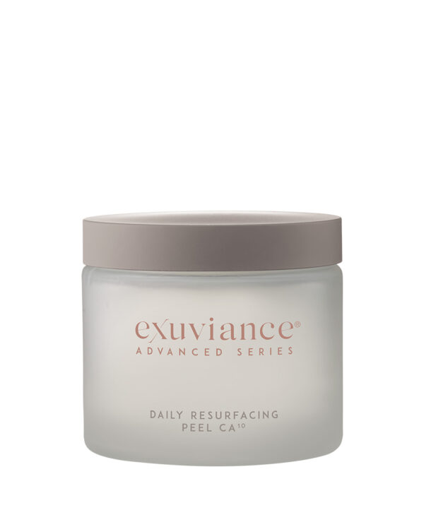 Exuviance produkten daily resurfacing peel CA10 mot en vit bakrund.