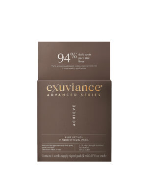 Exuviance produkten pure retinol correcting peel mot en vit bakrund.